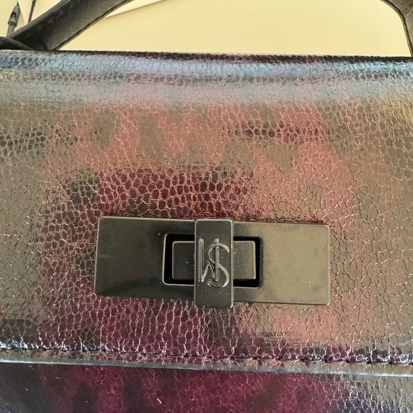 Steve Madden • Clutch Crossbody - Picture 4 of 14